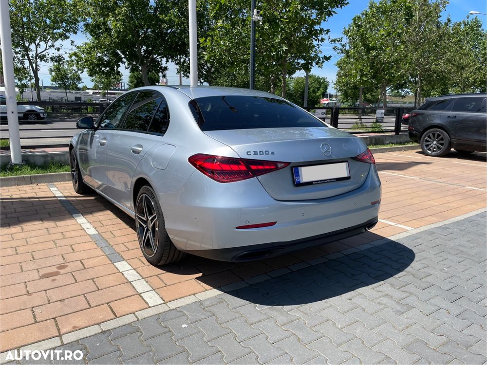 Mercedes-Benz C 300 e 9G-TRONIC Avantgarde - 3