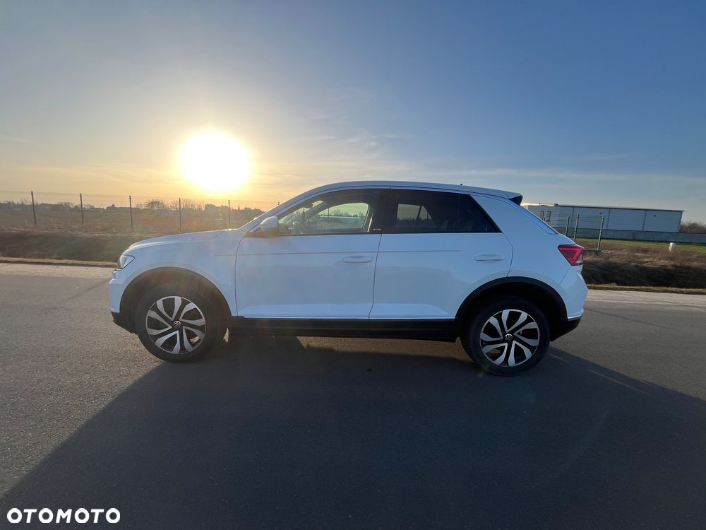 Volkswagen T-Roc 2.0 TDI SCR 4MOTION DSG ACTIVE - 6