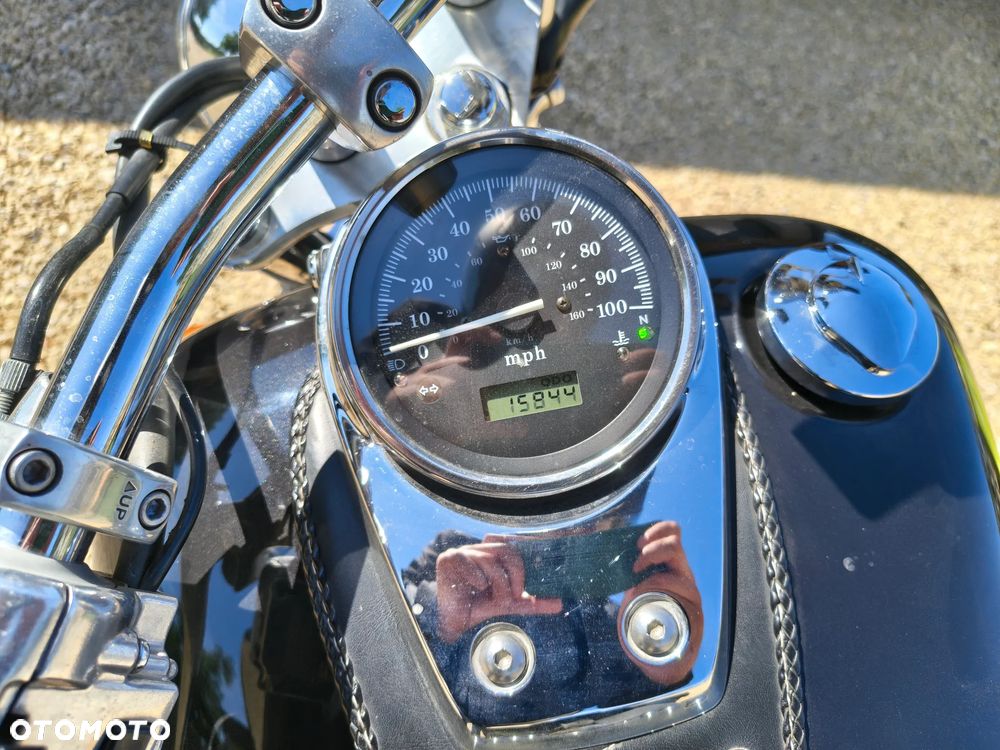 Honda Shadow - 4