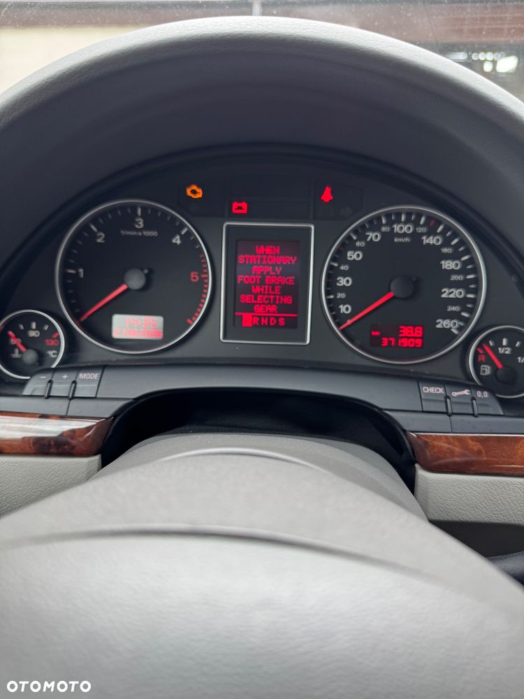 Audi A4 Avant - 9