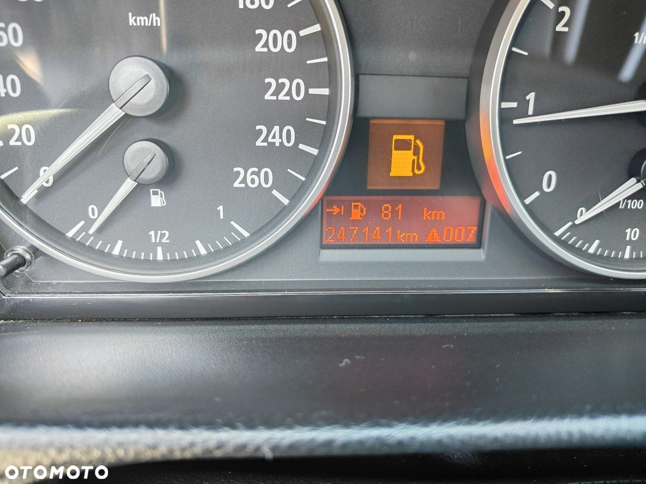 BMW Seria 3 318i - 9