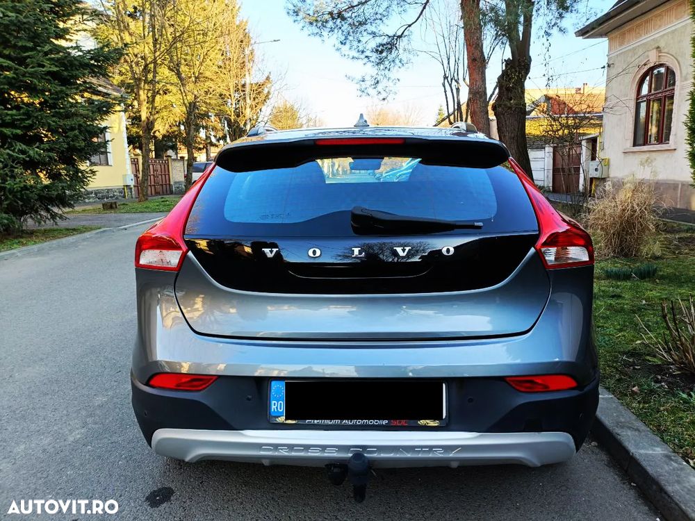 Volvo V40 D2 Summum - 2