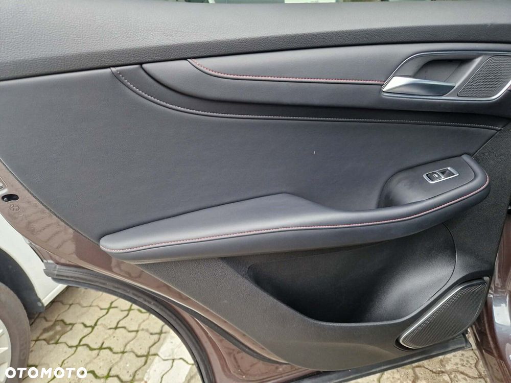 MG HS 1.5 T-GDI Excite DCT - 22