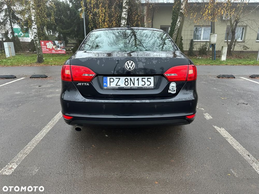 Volkswagen Jetta 1.2 TSI Comfortline - 7
