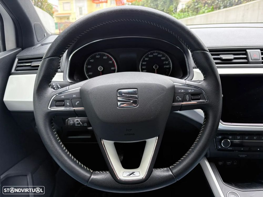 SEAT Arona 1.0 TSI Xcellence - 36