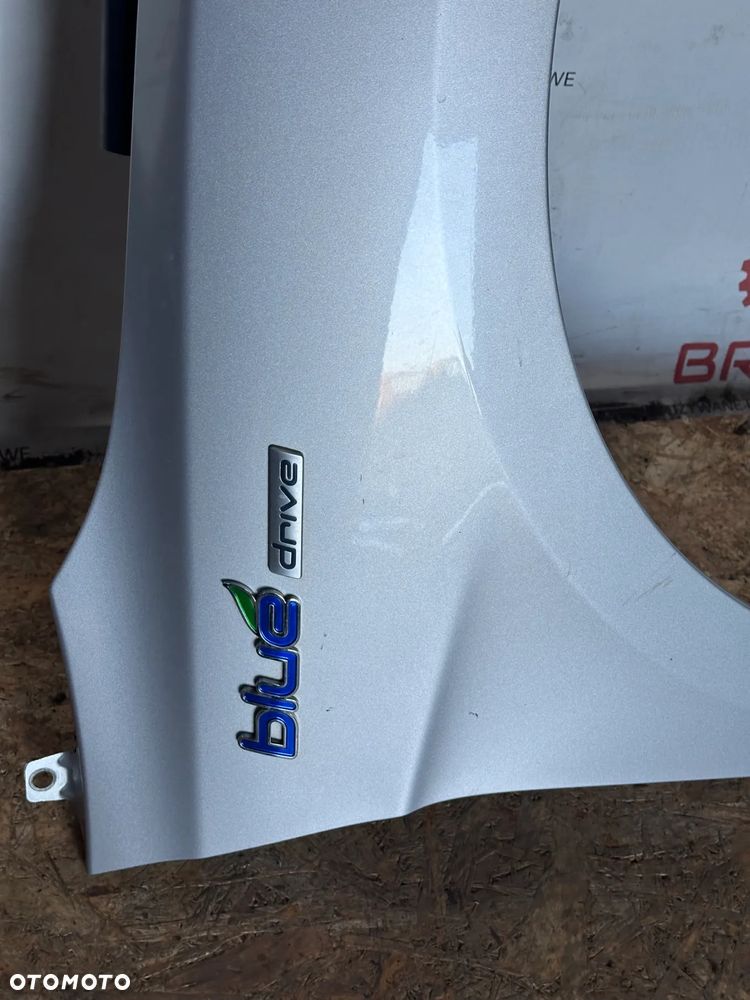 BŁOTNIK PRZEDNI PRAWY HYUNDAI I40  N3S - 3