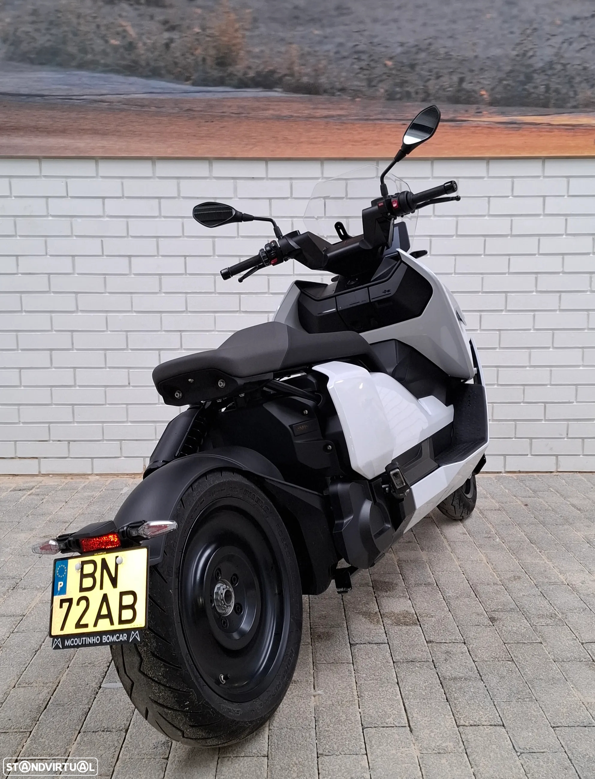 BMW CE 04 125cc / Carta B - 5