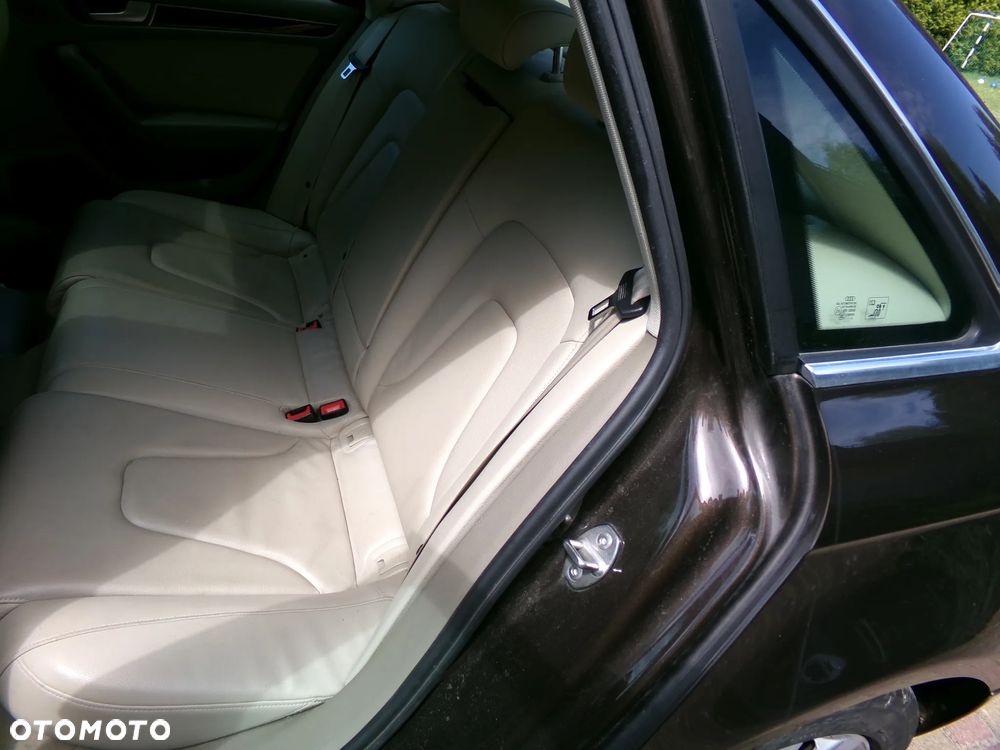 Audi A4 Limousine 2.0 TFSI quattro S tronic Attraction - 11