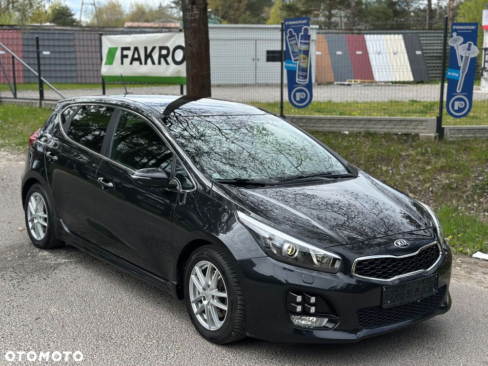 Kia Ceed 1.6 CRDi GT Line - 11