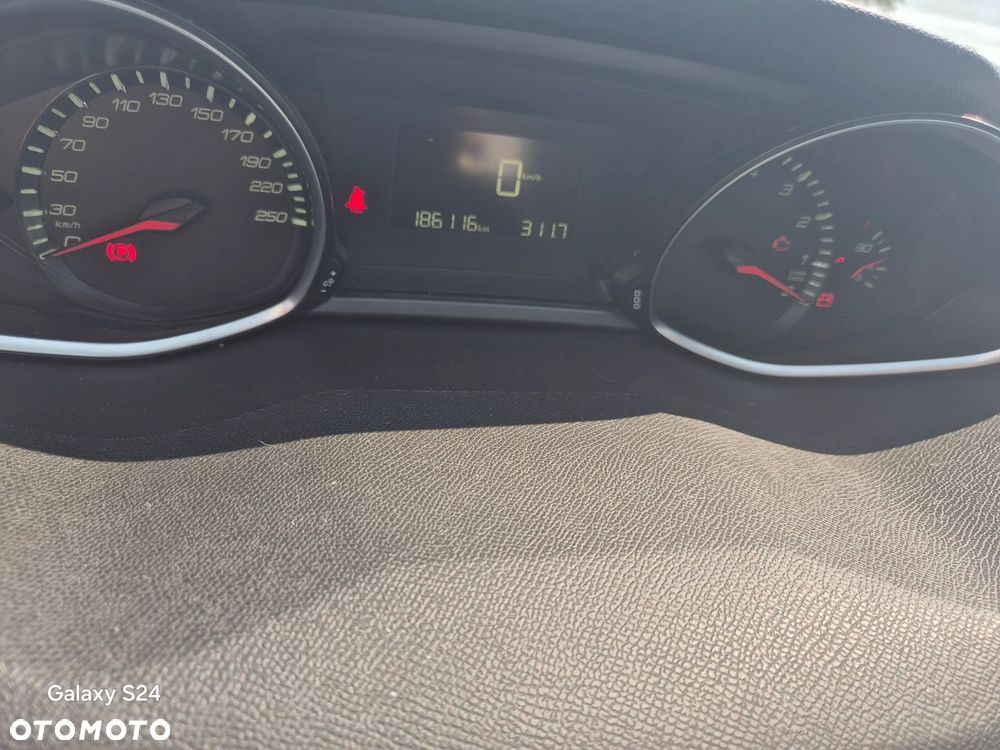 Peugeot 308 1.2 PureTech Style S&S - 12