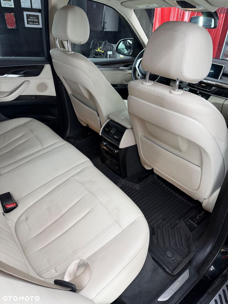 BMW X5 3.5i xDrive - 7