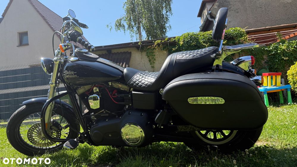 Harley-Davidson Dyna Street Bob - 2