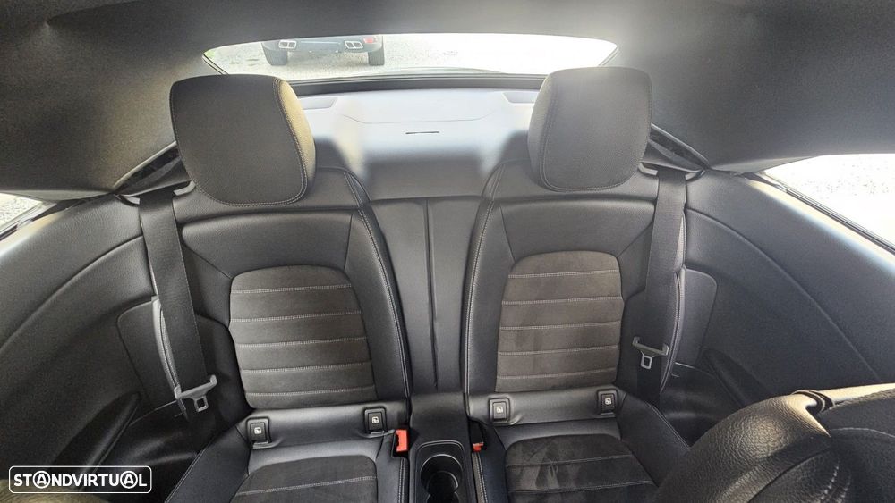 Mercedes-Benz C 220 d Cabrio 4Matic 9G-Tronic AMG Line - 11