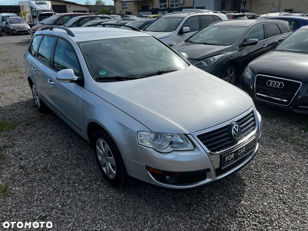 Volkswagen Passat 1.9 TDI DPF Comfortline - 2