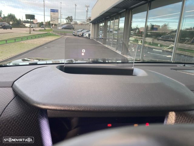 Citroën C4 PureTech 130 Stop&Start SHINE - 17