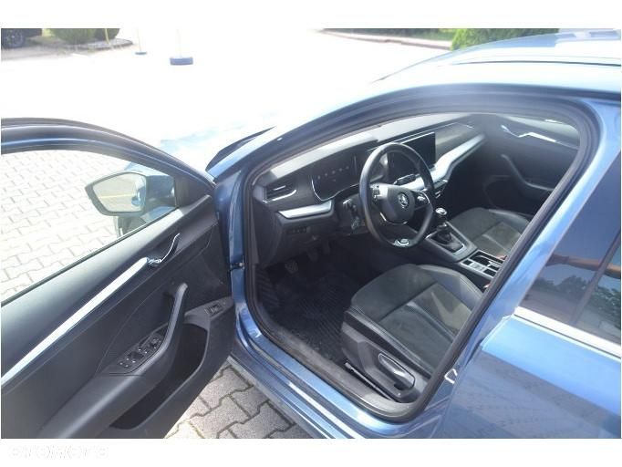 Skoda Octavia 1.5 TSI ACT Style - 6