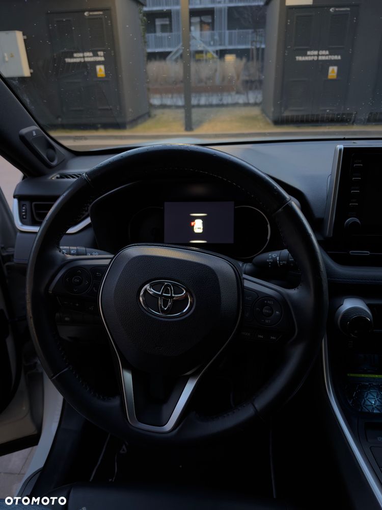 Toyota RAV4 2.5 Hybrid Black Edition by JBL 4x4 - 13