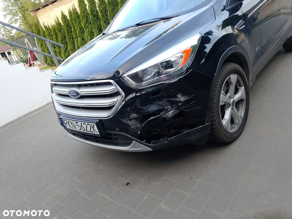 Ford Kuga 2.0 TDCi AWD Titanium - 1