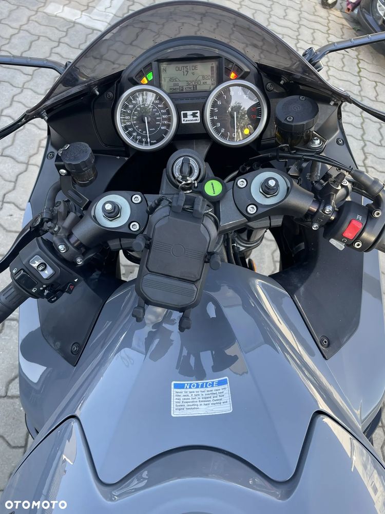 Kawasaki ZZR - 6