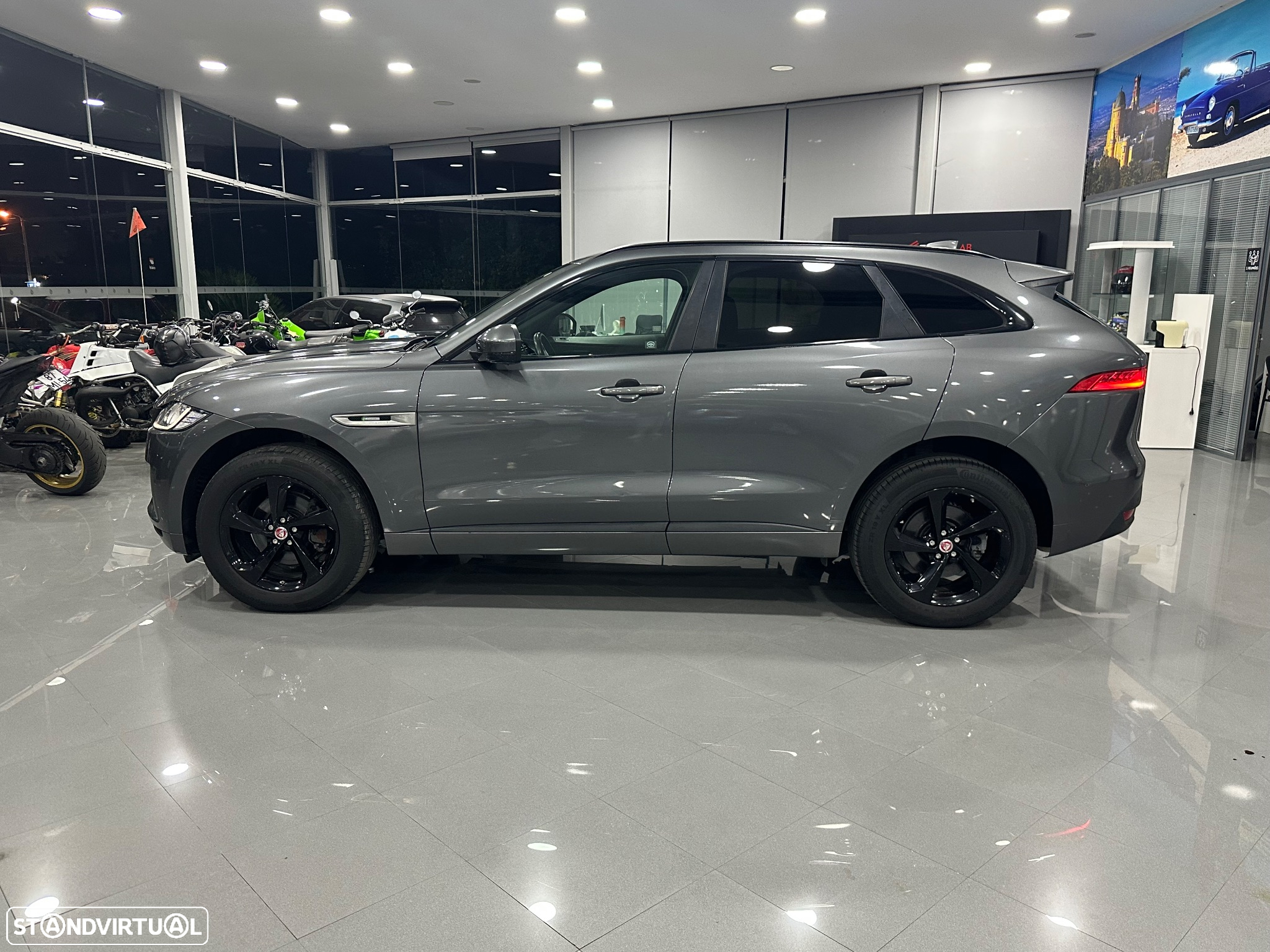 Jaguar F-Pace 2.0 D200 AWD R-Dynamic SE - 5