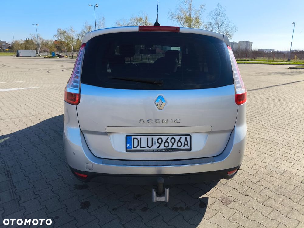 Renault Scenic 2.0 16V Privilege CVT - 6
