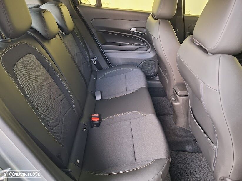 Jeep Avenger 1.2 GSE T3 Altitude - 11