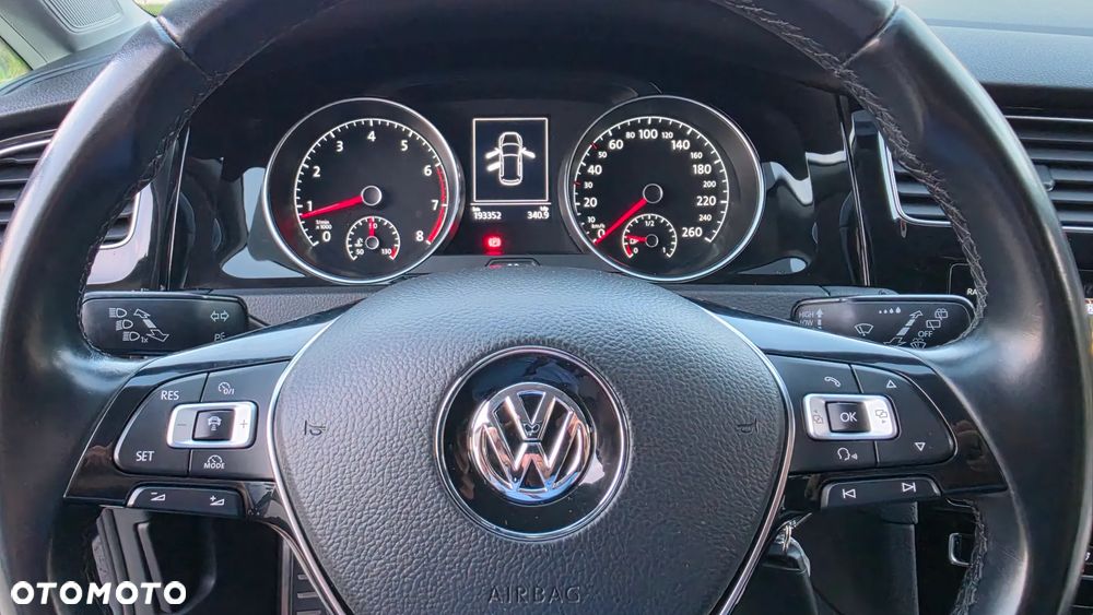 Volkswagen Golf 1.4 TSI BMT Highline - 15