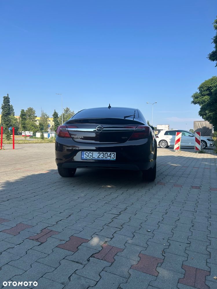 Opel Insignia 2.0 CDTI Executive - 10