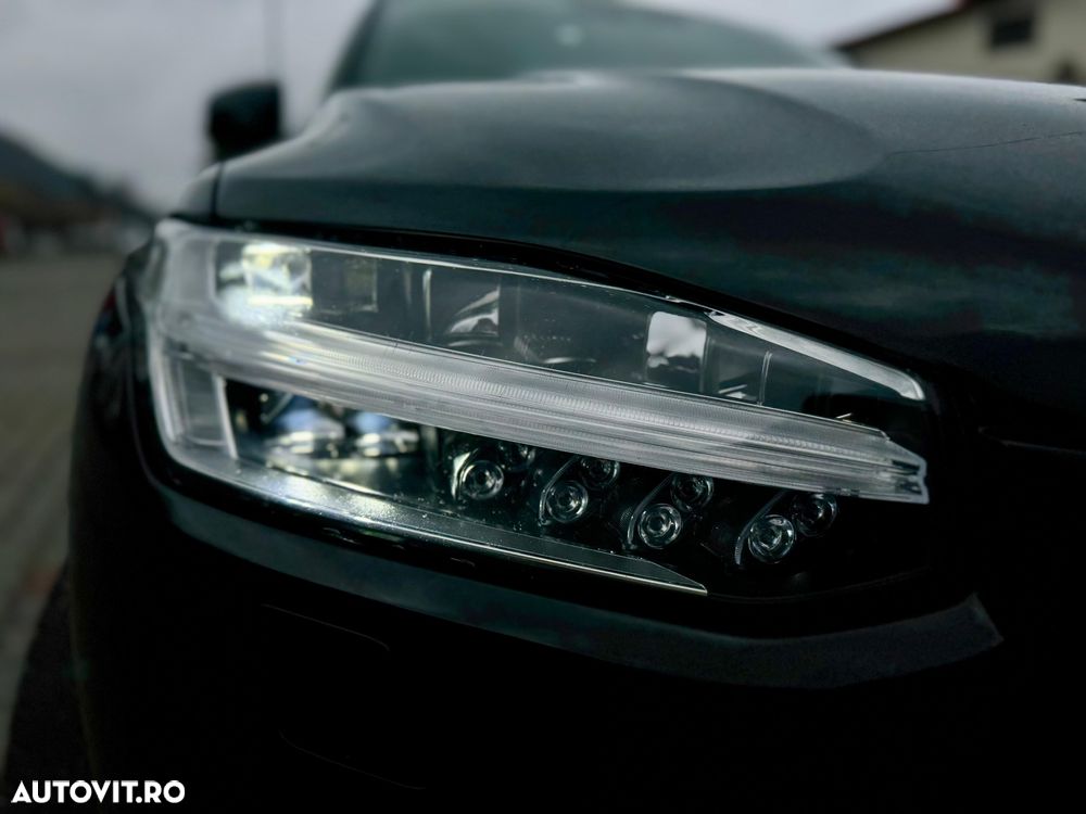 Volvo XC 90 B5 D AWD Geartronic Inscription - 8
