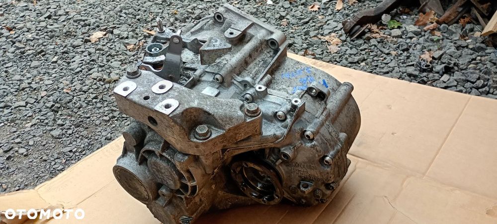Skrzynia biegów manual manualna VW Passat B6 2.0 TDI HDV - 6