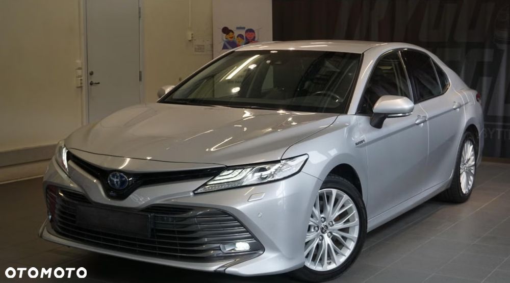 Toyota Camry Executive - 5