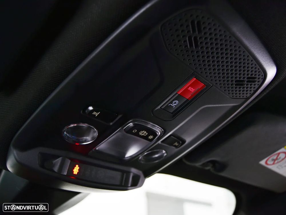 Peugeot 2008 1.2 PureTech Active Pack - 37