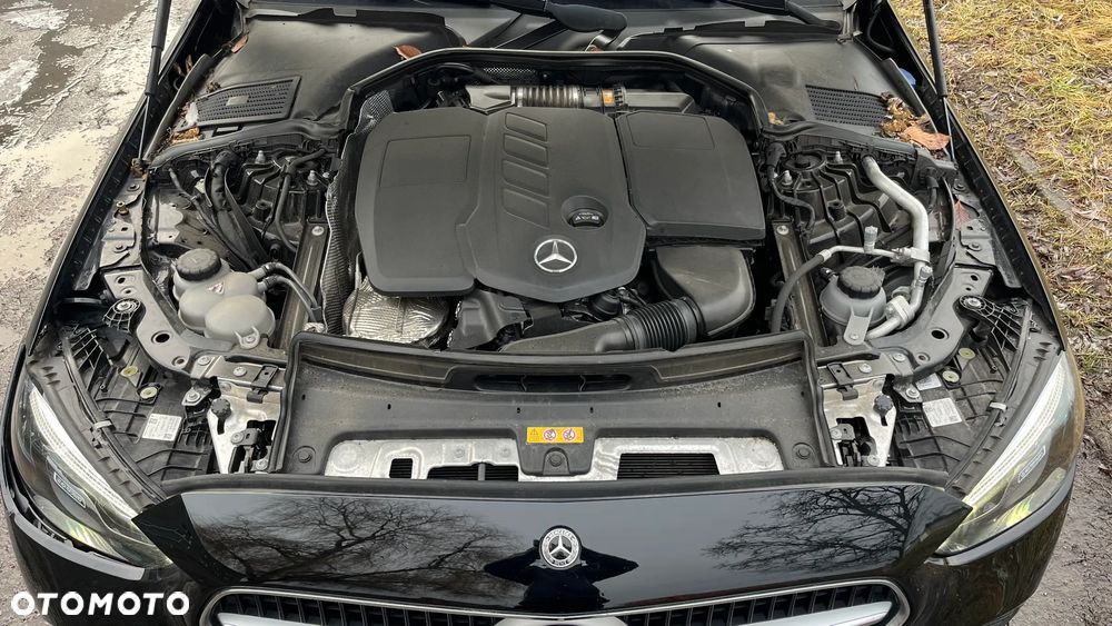 Mercedes-Benz Klasa C 200 d 9G-TRONIC - 28