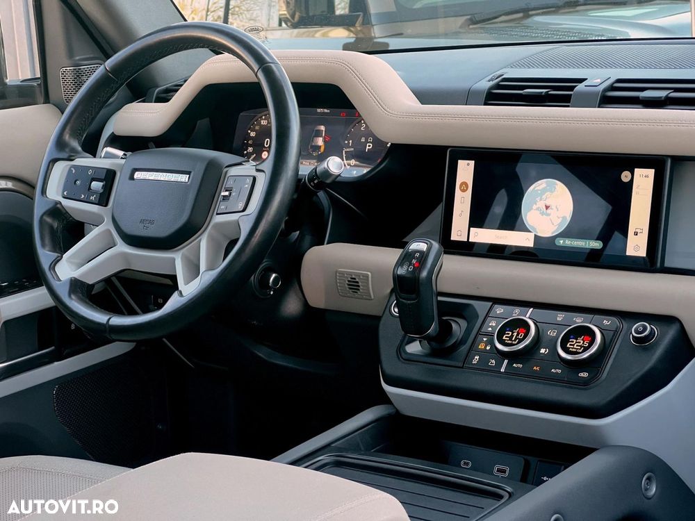 Land Rover Defender - 8