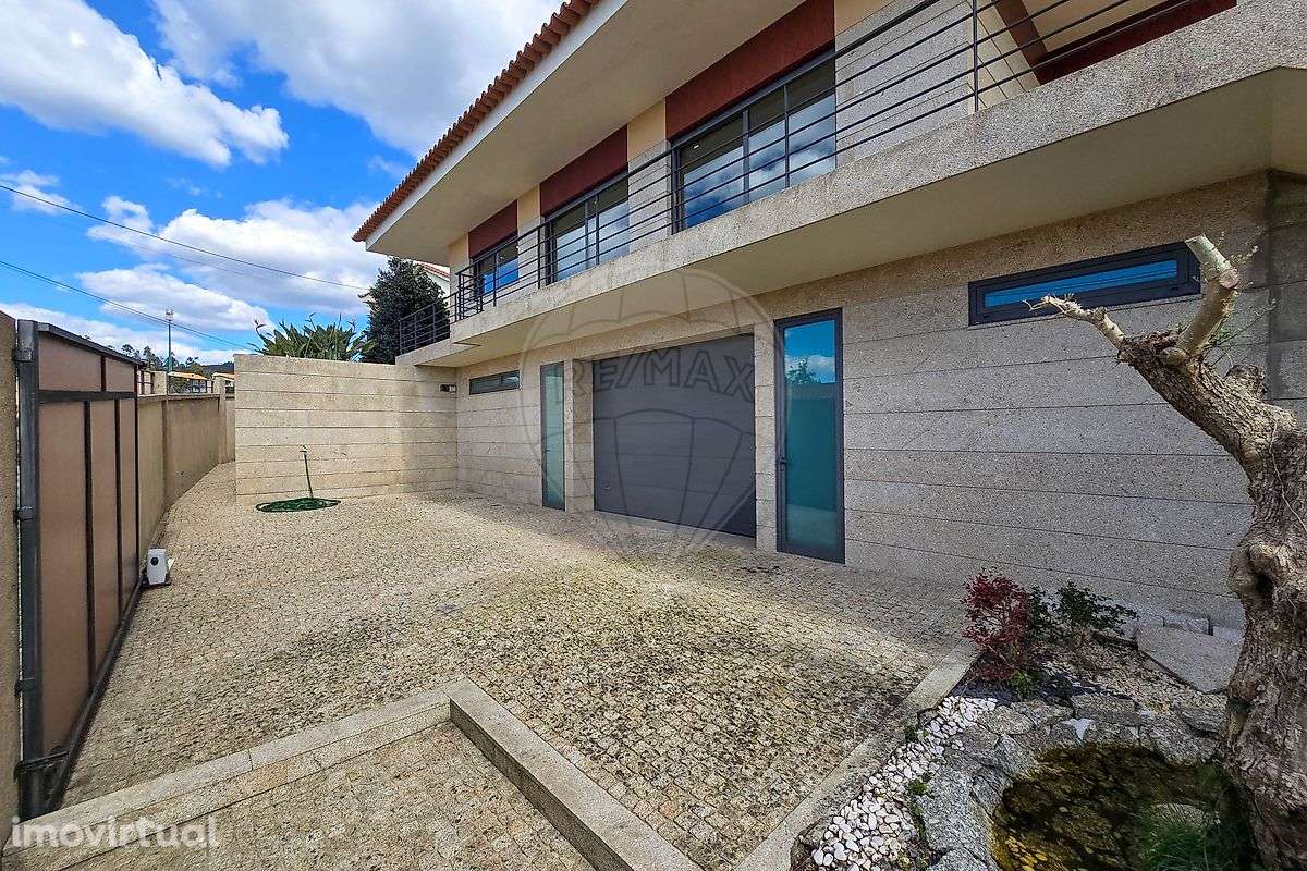 Moradia T3 para venda - Grande imagem: 2/50