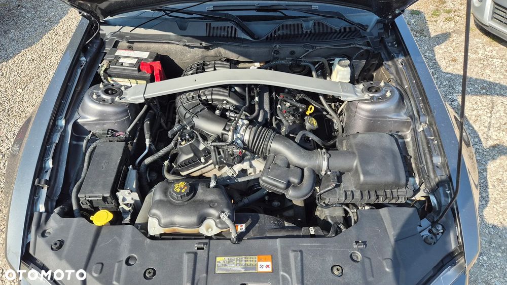 Ford Mustang 3.7 V6 Premium - 27