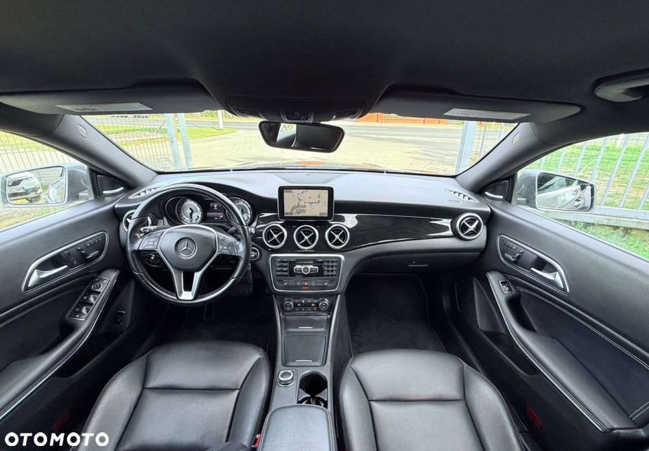 Mercedes-Benz CLA 250 7G-DCT AMG Line - 29