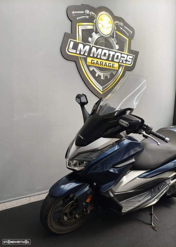 Honda Forza 300 - 11