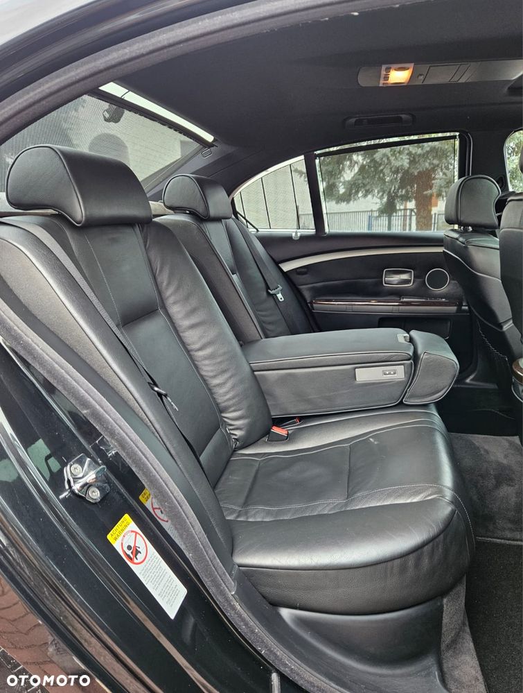 BMW Seria 7 730d - 35