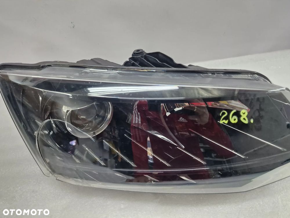 SKODA FABIA 3 III 14- PRAWA LAMPA PRZEDNIA PRZÓD SOCZEWKA LED , NR 6V1941016B , NR AUKCJI LA268 - 7
