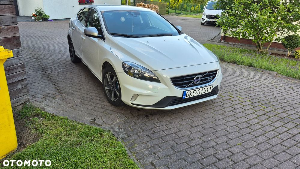 Volvo V40 D4 RDesign - 2