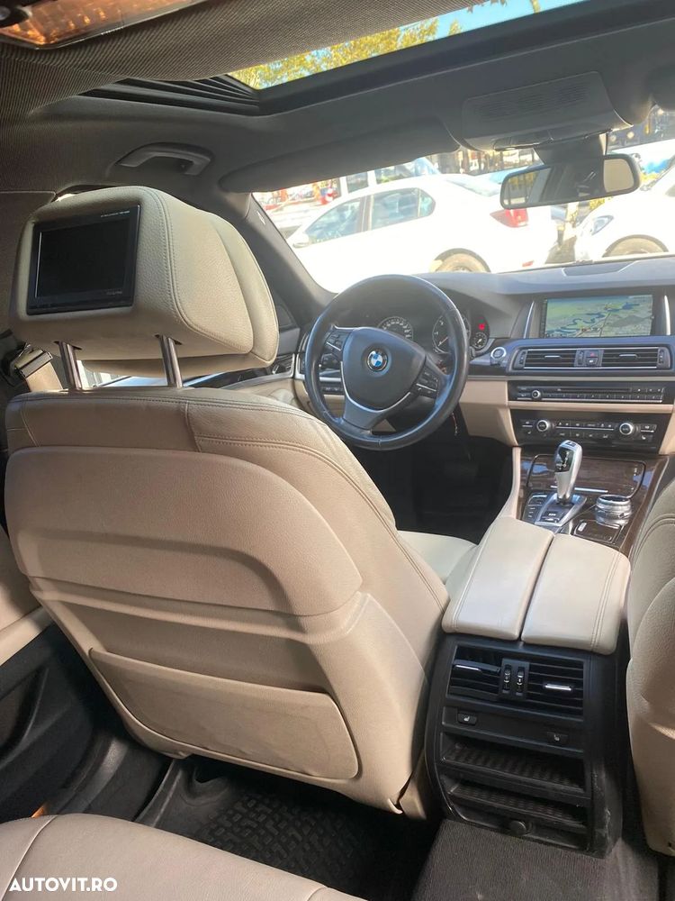 BMW Seria 5 520d xDrive - 7