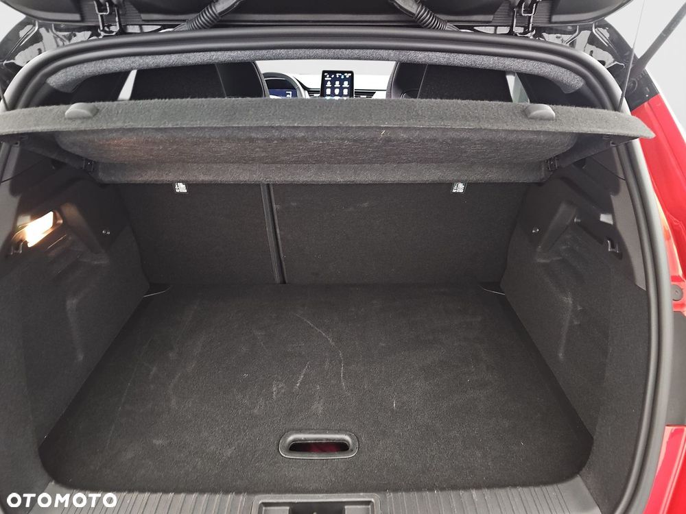 Renault Captur TCe Mild Hybrid 160 EDC TECHNO - 18