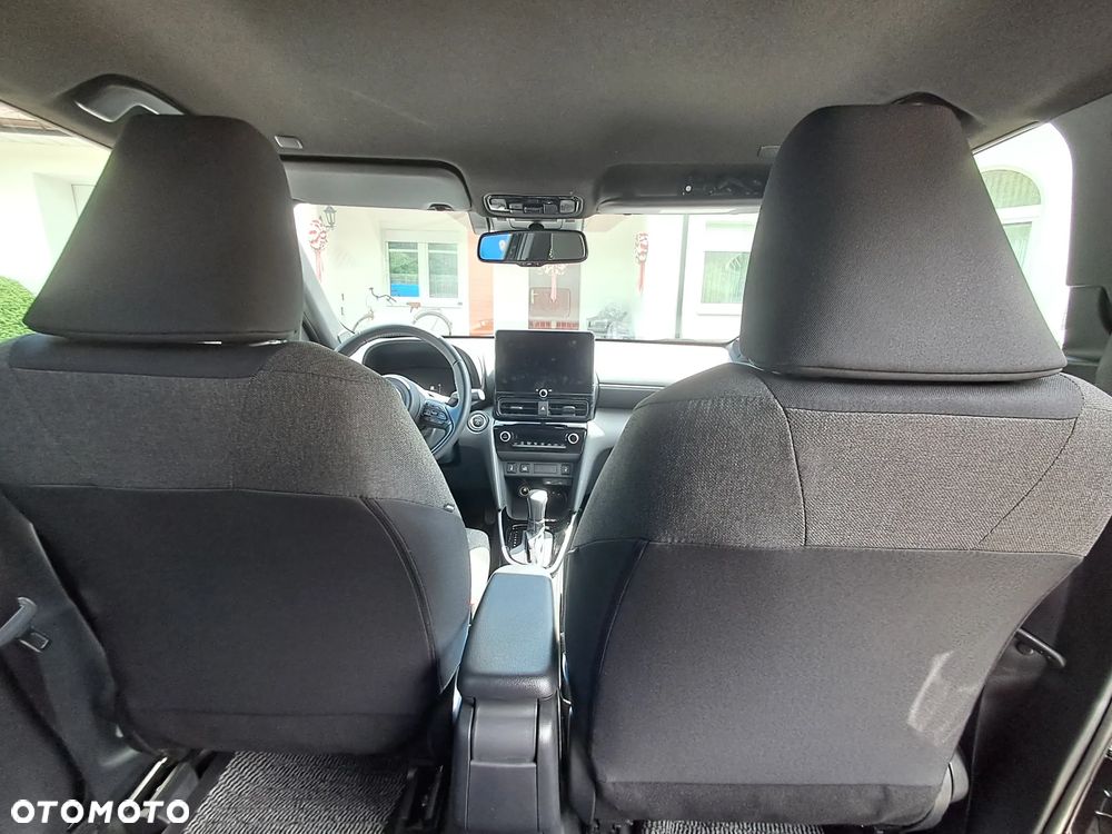 Toyota Yaris Cross - 12