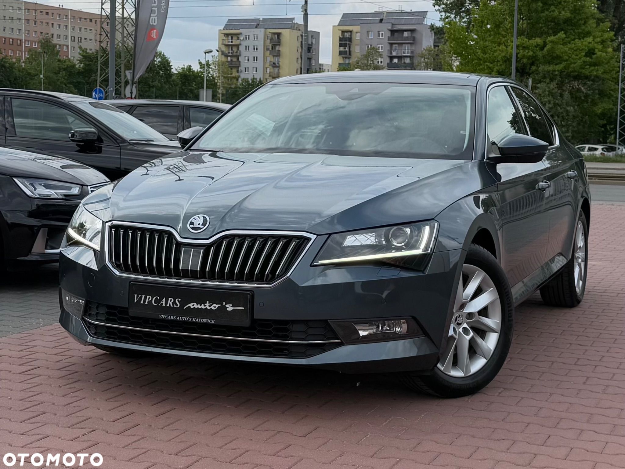 Skoda Superb 1.6 TDI Style DSG - 1
