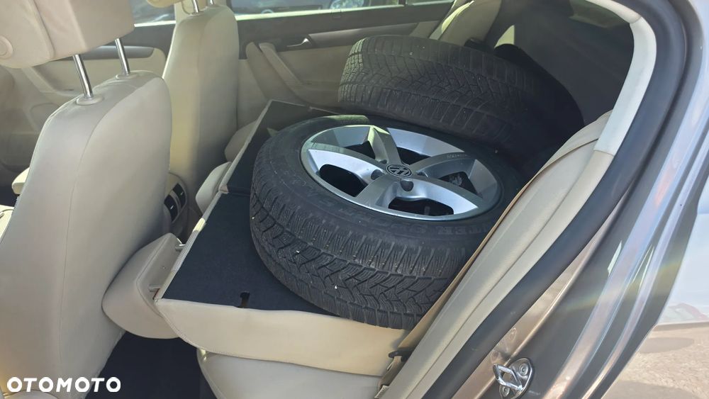 Volkswagen Passat 2.0 TDI Highline DSG - 14