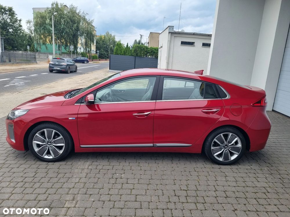 Hyundai IONIQ Hybrid Premium - 39