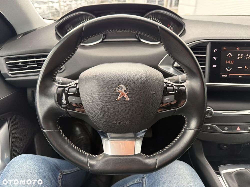 Peugeot 308 - 12
