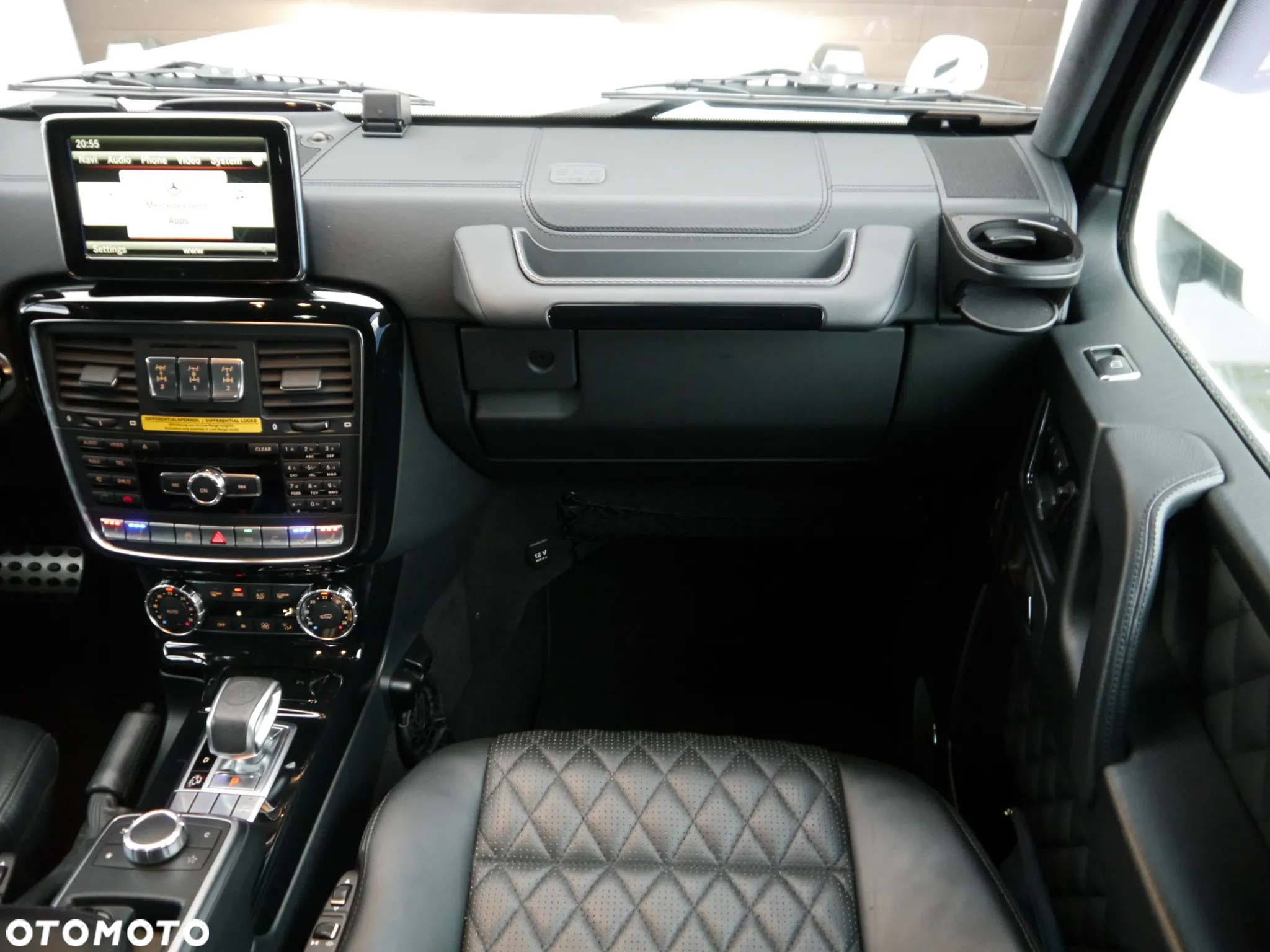 Mercedes-Benz Klasa G 63 AMG L - 37