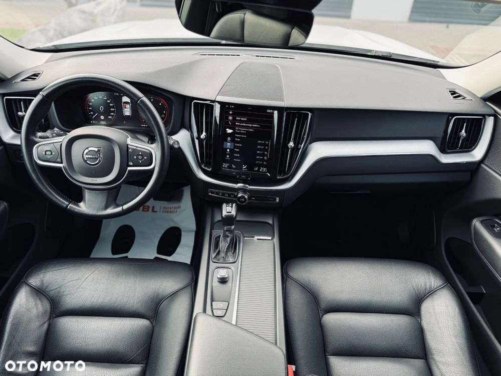 Volvo XC 60 D4 Geartronic Momentum - 24